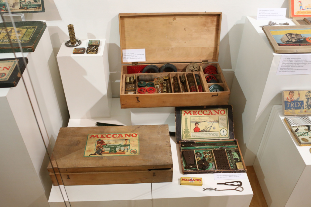 IMG_6828 (small).jpg IMG_6828 (small).jpg