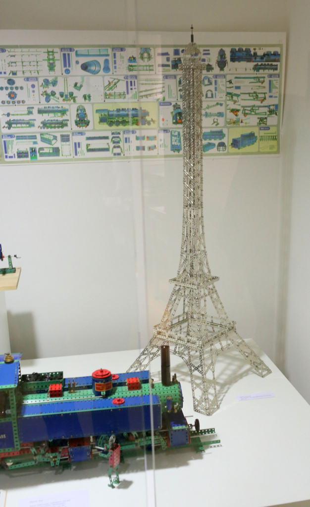 IMG_6844 (small).jpg IMG_6844 (small).jpg